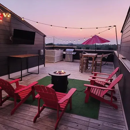 Carrie Underwood'S East Side Rooftop Game Room Nashville Exterior photo